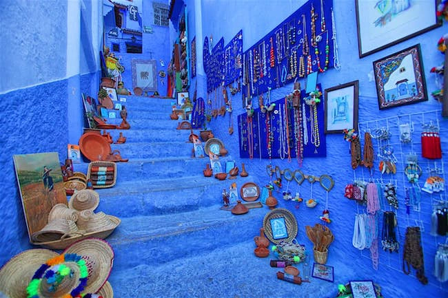 lac-vao-me-cung-xanh-dep-me-hon-xu-nghin-le-mot-dem-morocco-ivivu-11