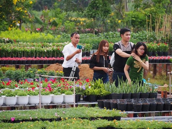 Khách vào tham quan, chụp hình miễn phí. Khách vào tham quan, chụp hình miễn phí.