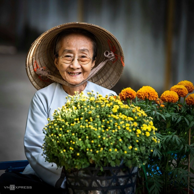 Nghề trồng hoa Sa Đéc không chỉ tăng thêm nguồn thu nhập, làm giàu, mang lại niềm vui cho người dân, mà còn được tận dụng để làm du lịch, giúp khách trải nghiệm mùa hoa Tết.