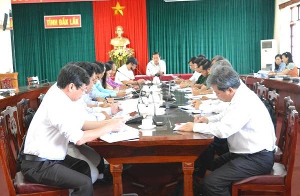 Quang cảnh cuộc họp Quang cảnh cuộc họp
