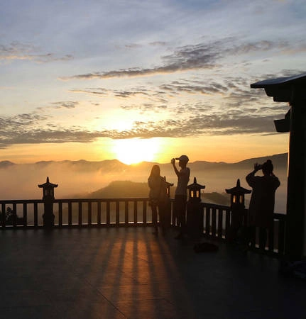 len-linh-quy-phap-an-ngam-binh-minh-ivivu-2