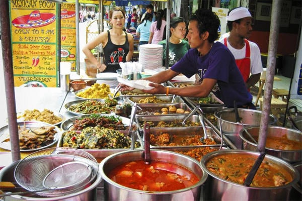 Ăn uống tại đường Yaowarat