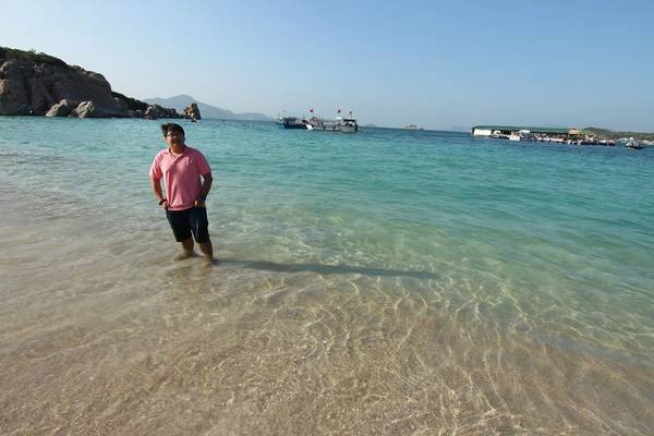 Biển đẹp và trong như Maldives