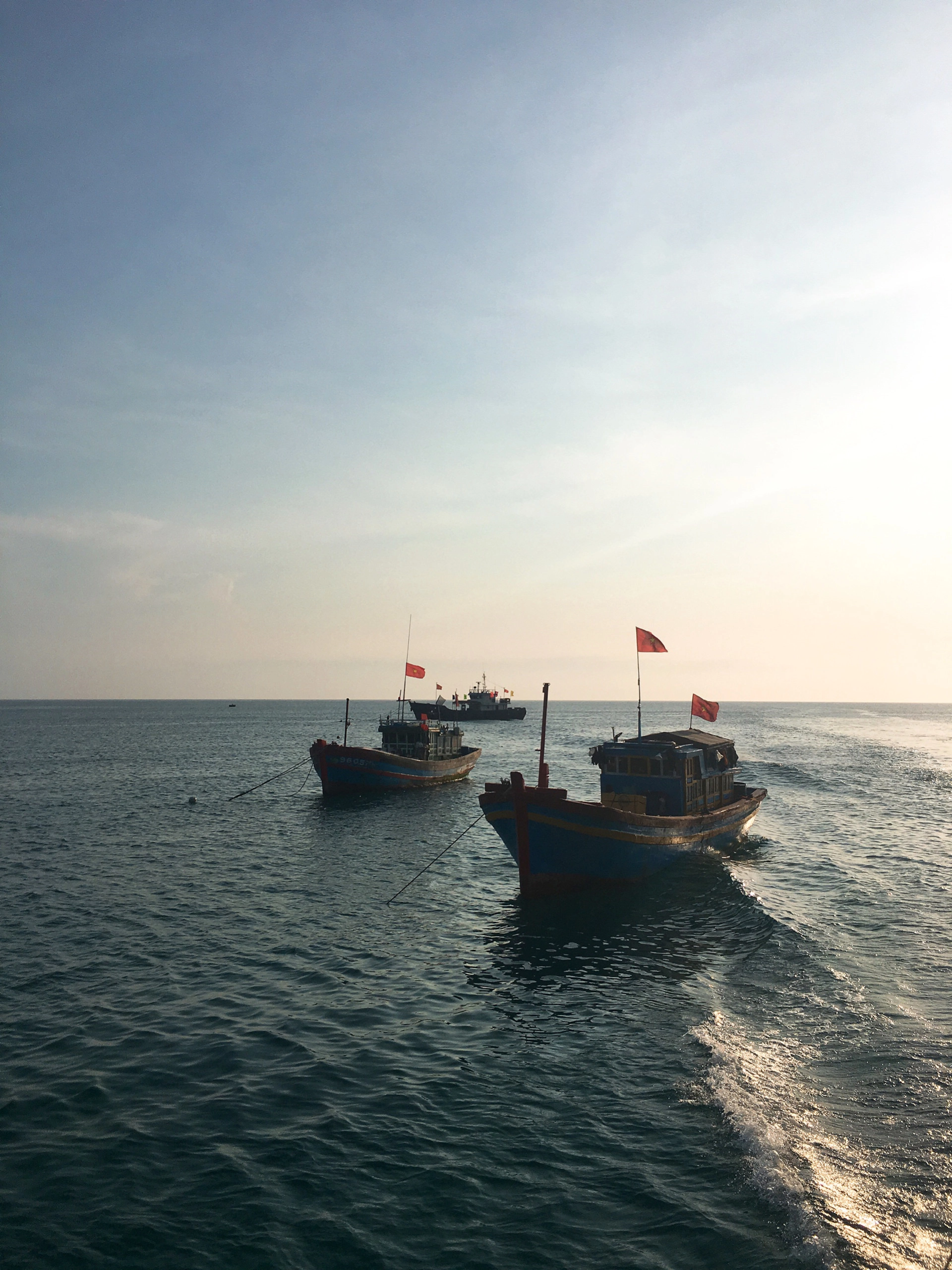 Buổi chiều bình yên. Buổi chiều bình yên.