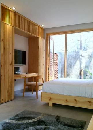 Mỗi căn ở được 2 người lớn và kèm theo tối đa 2 em bé dưới 6 tuổi. minh-house-ivivu-15