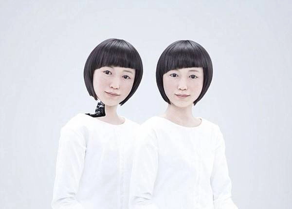 Robot giống người thật đang rất thịnh hành ở Nhật. Robot giống người thật đang rất thịnh hành ở Nhật.