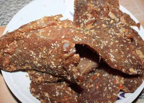 Thịt bò khô giúp bạn đủ năng lượng và cũng là món ăn ngon. Thịt bò khô giúp bạn đủ năng lượng và cũng là món ăn ngon.