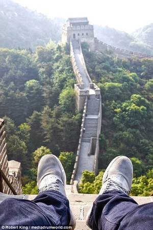 Trên một đài gác của Vạn Lý trường thành Trên một đài gác của Vạn Lý trường thành