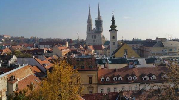 Một góc Zagreb nhìn từ trên cao - Ảnh: Phong Nguyễn Lê Một góc Zagreb nhìn từ trên cao - Ảnh: Phong Nguyễn Lê