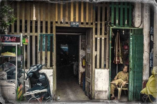 mot-sai-gon-binh-yen-den-ngot-ngao-khac-la-trong-mat-nguoi-nuoc-ngoai-ivivu-11