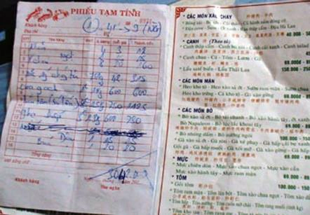 Một hóa đơn khách phản ánh là bị nhà hàng "chém đẹp". Một hóa đơn khách phản ánh là bị nhà hàng "chém đẹp".