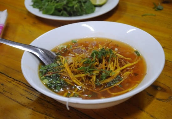 Cuốn sủi, một món ăn phổ biến ở Lào Cai. Ảnh: Thảo Nhi Cuốn sủi, một món ăn phổ biến ở Lào Cai. Ảnh: Thảo Nhi