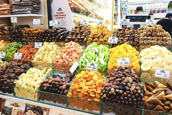 Trái cây sấy màu sắc rất bắt mắt. Trái cây sấy màu sắc rất bắt mắt.