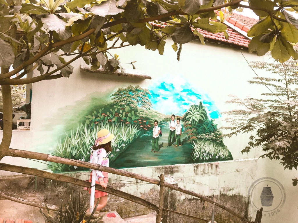 muon-goc-song-ao-tai-ngoi-lang-tranh-ve-noi-tieng-o-quang-nam-ivivu-12