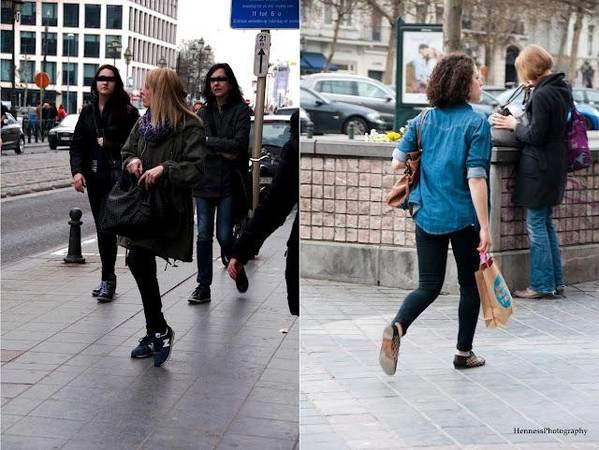 <strong>Brussels, Bỉ: </strong>Người Bỉ thường mặc quần jeans, áo ba lỗ bên trong áo sơ mi, đồ dệt kim nhẹ cho mùa hè, và áo dài tay chất liệu dày cùng áo khoác cardigan vào mùa đông. Thời tiết ở Brussels có thể thay đổi chóng mặt trong ngày, vì vậy mọi người thường mặc nhiều lớp để tiện cởi ra mặc vào. Do phần lớn các đường phố đều trải sỏi, người Bỉ chuộng giày bệt hơn giày cao gót.