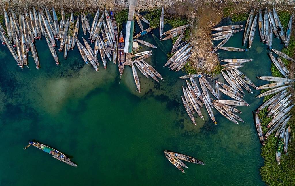 Những ghe thuyền đánh cá của ngư dân. Ảnh: Báo Thanh niên.