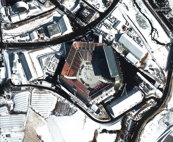 Sân vận động Olympic Pyeongchang, nơi diễn ra lễ khai mạc. Ảnh: DigitalGlobe Sân vận động Olympic Pyeongchang, nơi diễn ra lễ khai mạc. Ảnh: DigitalGlobe