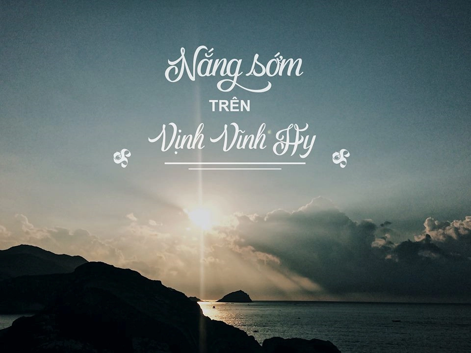 Có rất nhiều con đường để đến được vịnh Vĩnh Hy, song nếu bay từ Hà Nội hay TP.HCM đến Cam Ranh, du khách có thể bắt xe khách xuống thành phố Phan Rang. Thời gian di chuyển mất khoảng 30 - 40 phút, rồi đi xe bus, taxi hoặc thuê xe máy từ dịch vụ của các nhà hàng, khách sạn tới vịnh Vĩnh Hy. Có rất nhiều con đường để đến được vịnh Vĩnh Hy, song nếu bay từ Hà Nội hay TP.HCM đến Cam Ranh, du khách có thể bắt xe khách xuống thành phố Phan Rang. Thời gian di chuyển mất khoảng 30 - 40 phút, rồi đi xe bus, taxi hoặc thuê xe máy từ dịch vụ của các nhà hàng, khách sạn tới vịnh Vĩnh Hy.