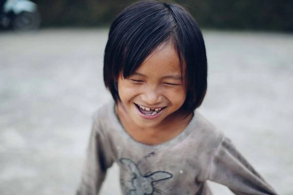 Những nụ cười miền sơn cước. Những nụ cười miền sơn cước.