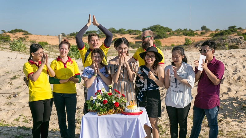 bay-khinh-khi-cau-phan-thiet-ivivu-12