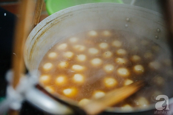 ngay-lanh-den-te-tai-ghe-4-quan-banh-troi-tau-ngon-lanh-nay-la-am-suc-ngay-thoi-ivivu-11