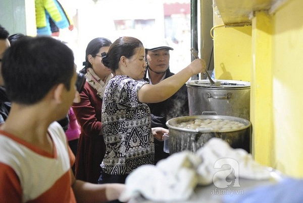 ngay-lanh-den-te-tai-ghe-4-quan-banh-troi-tau-ngon-lanh-nay-la-am-suc-ngay-thoi-ivivu-2