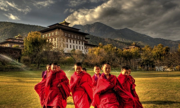 Ở Bhutan, hạnh phúc là thước đo cuộc sống - Ảnh: bhutancanada Ở Bhutan, hạnh phúc là thước đo cuộc sống - Ảnh: bhutancanada