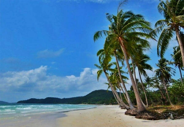 Phú Quốc đã trở thành hòn đảo du lịch nổi tiếng trong và ngoài nước. Ảnh: Thiện Nguyễn Phú Quốc đã trở thành hòn đảo du lịch nổi tiếng trong và ngoài nước. Ảnh: Thiện Nguyễn