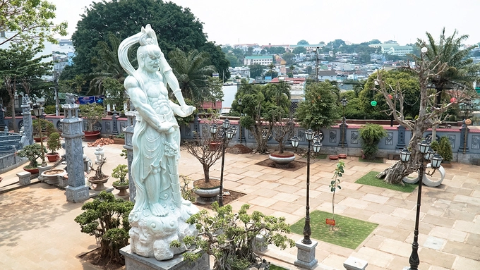 Chùa nằm trên khu đất rộng gần 4 ha. Qua hơn 60 năm tồn tại, chùa trải qua đợt đại trùng tu vào rằm tháng 3 âm lịch năm 2012, đến 2/10 âm lịch năm 2016 thì khánh thị trở lại.
