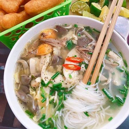 nguoi-yeu-co-hay-khong-chang-sao-het-quan-trong-la-luc-troi-lanh-duoc-an-het-may-mon-nay-ivivu-3