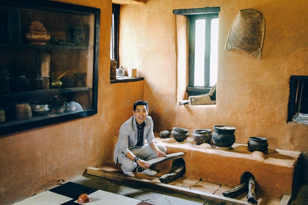 Ở Bhutan, có rất nhiều môn nghệ thuật dành cho người dân theo học: điêu khắc, dệt thổ cẩm, nặn tượng Phật…Tất cả đều giúp Bhutan có được những người thợ tay nghề cao mang đến những nét văn hóa đặc trưng của Bhutan.