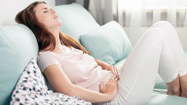 buốt cửa mình khi mang thai tháng đầu