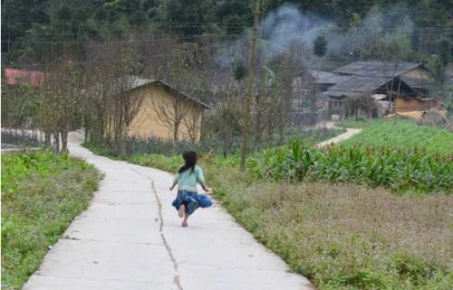 Nhà của Pao giữa cao nguyên đá