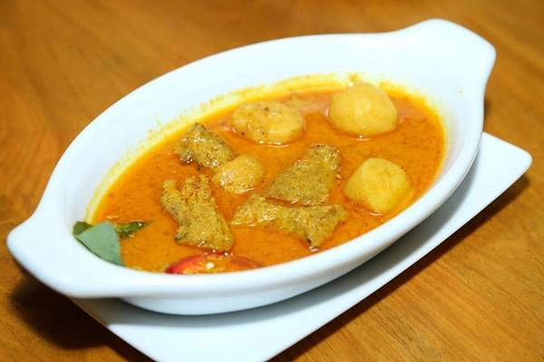Cà ri chay Ấn là món đặc sắc nhất của nhà hàng. Cà ri chay Ấn là món đặc sắc nhất của nhà hàng.