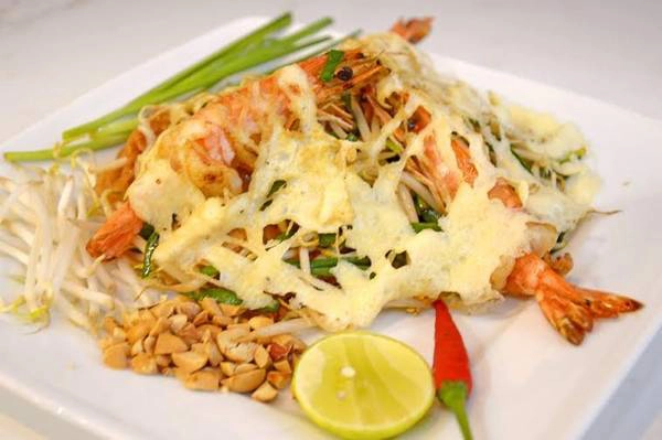 Món Pad Thai thơm ngon tại nhà hàng. 