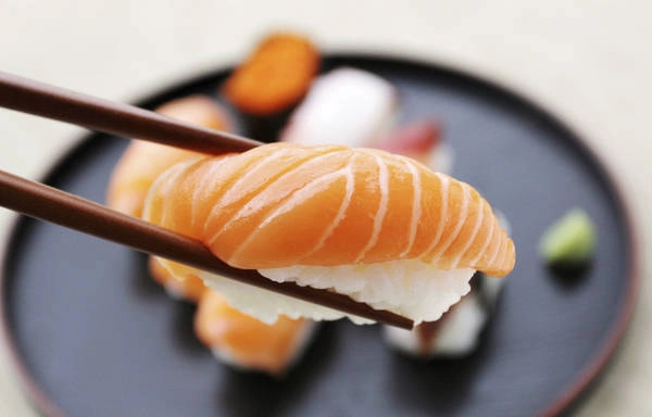 Bạn có nhiều lựa chọn để thưởng thức các món ngon ngay trong khuôn viên khu nghỉ dưỡng mà không cần phải đi đâu xa. Bạn có nhiều lựa chọn để thưởng thức các món ngon ngay trong khuôn viên khu nghỉ dưỡng mà không cần phải đi đâu xa.