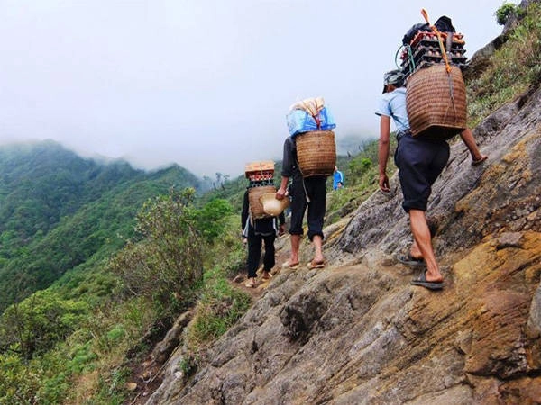 Nhật ký 2 ngày chinh phục đỉnh Fansipan