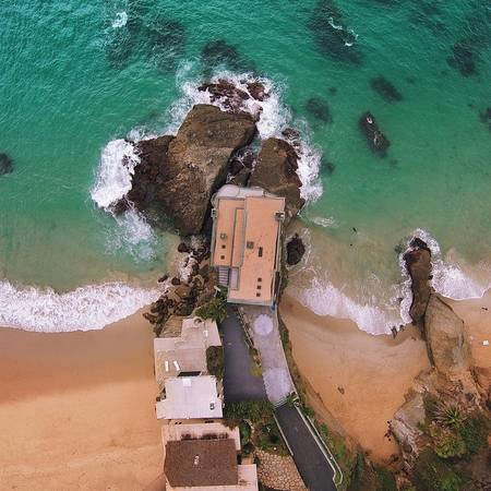 Bãi biển Laguna, California, Mỹ.