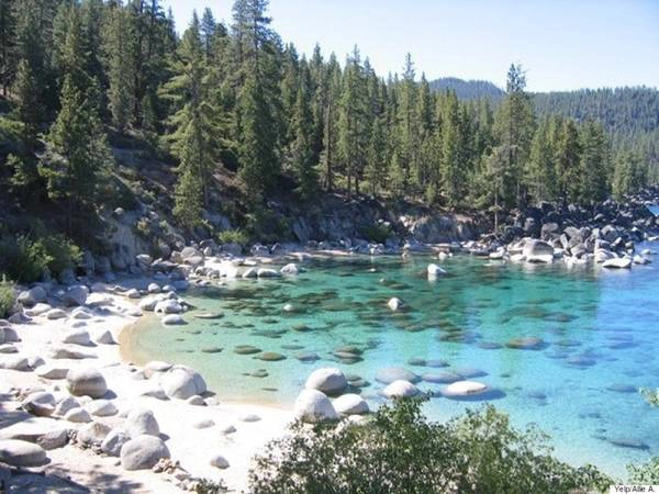<strong>Vịnh Secret, Nevada, Mỹ: </strong>Vịnh Secret với vị trí kín đáo và làn nước trong vắt rất thích hợp để neo du thuyền hoặc thuyền nhỏ và thỏa thích bơi lội. Nhiều người yêu thích tắm tiên đã đổ về đây để tận hưởng thiên đường bí mật này. <strong>Vịnh Secret, Nevada, Mỹ: </strong>Vịnh Secret với vị trí kín đáo và làn nước trong vắt rất thích hợp để neo du thuyền hoặc thuyền nhỏ và thỏa thích bơi lội. Nhiều người yêu thích tắm tiên đã đổ về đây để tận hưởng thiên đường bí mật này.