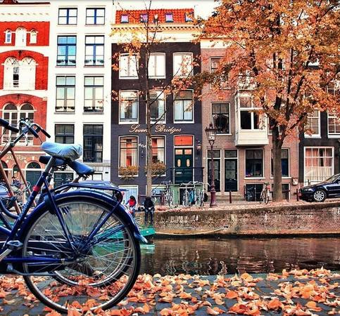 Amsterdam mùa thu đẹp lộng lẫy. Amsterdam mùa thu đẹp lộng lẫy.