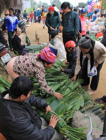 Phiên chợ Thiều