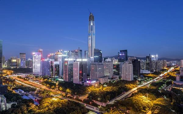 4. Trung tâm tài chính Bình An, Thâm Quyến, Trung Quốc (599 m): Tòa nhà tuyệt đẹp với phong cách hiện đại, thanh lịch này là công trình cao thứ 2 Trung Quốc và thứ 4 thế giới. Chi phí xây dựng trung tâm Bình An là 678 triệu USD, mất 6 năm để hoàn thiện. 4. Trung tâm tài chính Bình An, Thâm Quyến, Trung Quốc (599 m): Tòa nhà tuyệt đẹp với phong cách hiện đại, thanh lịch này là công trình cao thứ 2 Trung Quốc và thứ 4 thế giới. Chi phí xây dựng trung tâm Bình An là 678 triệu USD, mất 6 năm để hoàn thiện.
