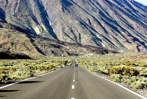  Đường đến chân núi Teide