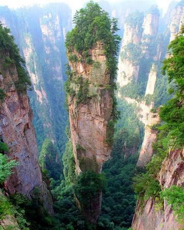 Núi Tianzi, Trung Quốc. Núi Tianzi, Trung Quốc.