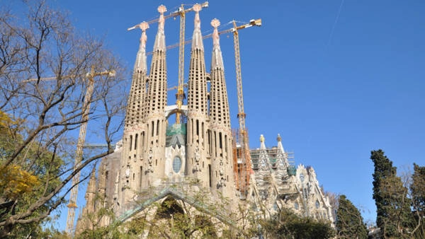 6. Sagrada Familia, Barcelona (4.970 bức ảnh). nhungdiadiemduoctusuongnhieunhatthegioi-ivivu-6
