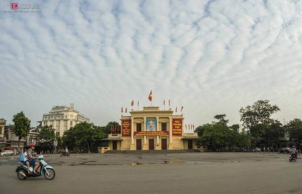 nhung-diem-den-noi-bat-trong-thanh-pho-hai-phong-ivivu-3