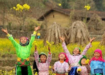 Hà Giang nằm ở cực Bắc của tổ quốc là nơi có phong cảnh tuyệt đẹp cuốn hút rất nhiều khách du lịch. Hà Giang nằm ở cực Bắc của tổ quốc là nơi có phong cảnh tuyệt đẹp cuốn hút rất nhiều khách du lịch.
