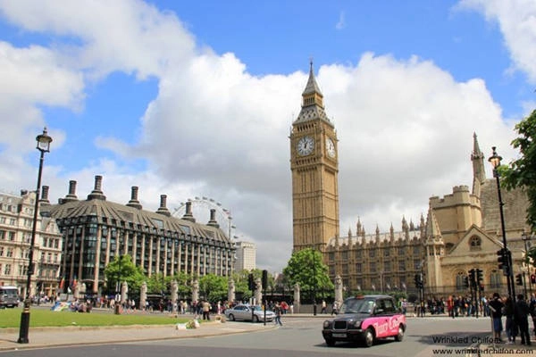 Tháo Big Ben và khách sạn Savoy Hotel, London, Anh: Tháp Big Ben là một địa điểm có phòng gym ảo, tuy nhiên đây không là phòng tụ điểm duy nhất trong khu vực này. Xung quanh đó có rất nhiều tòa nhà và hầu như mỗi góc phố lại là một Poke Stop. Một địa điểm hấp dẫn khác là khách sạn Savoy Hotel, nơi bạn chẳng cần đi xa để thu thập Poke Ball. Tháo Big Ben và khách sạn Savoy Hotel, London, Anh: Tháp Big Ben là một địa điểm có phòng gym ảo, tuy nhiên đây không là phòng tụ điểm duy nhất trong khu vực này. Xung quanh đó có rất nhiều tòa nhà và hầu như mỗi góc phố lại là một Poke Stop. Một địa điểm hấp dẫn khác là khách sạn Savoy Hotel, nơi bạn chẳng cần đi xa để thu thập Poke Ball.
