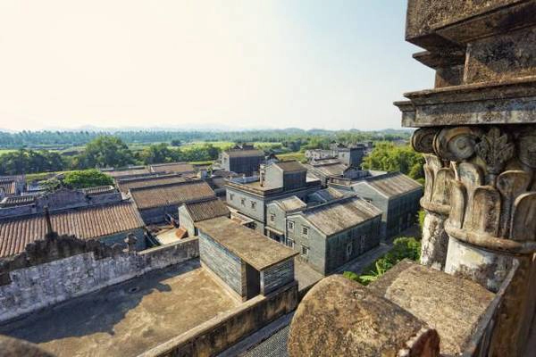 Một góc của quần thể Khai Bình Điêu Lâu nhìn từ trên cao. Ảnh: Asiaone Một góc của quần thể Khai Bình Điêu Lâu nhìn từ trên cao. Ảnh: Asiaone