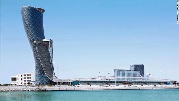 12. Hyatt Capital Gate: Tòa nhà cao 160m, nghiêng một góc 18 độ (gấp 4 lần tháp nghiêng Pisa, Italia) được sách Kỷ lục Guinness công nhận là "Tòa tháp nhân tạo nghiêng nhiều nhất thế giới".